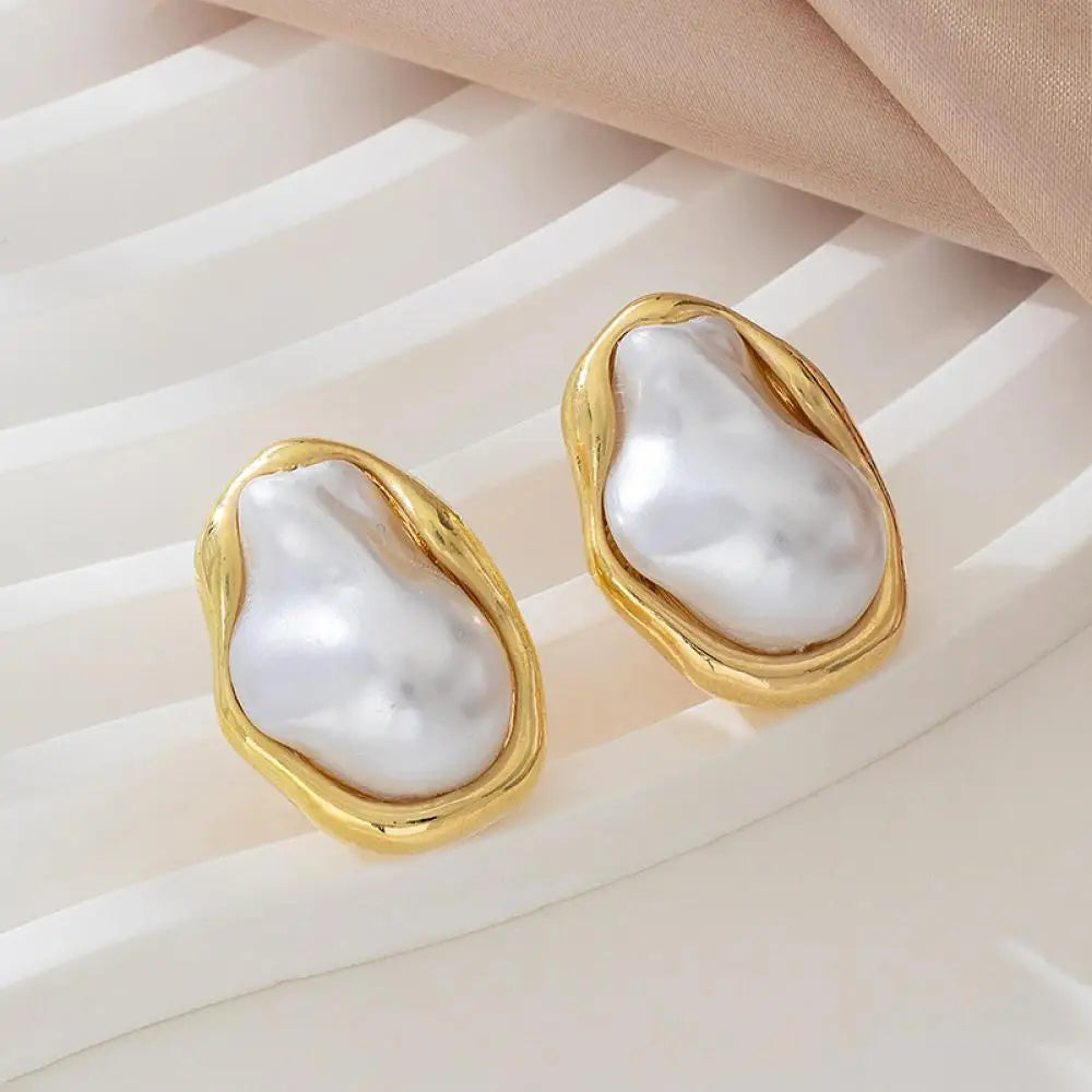 Baroque Pearl Earrings